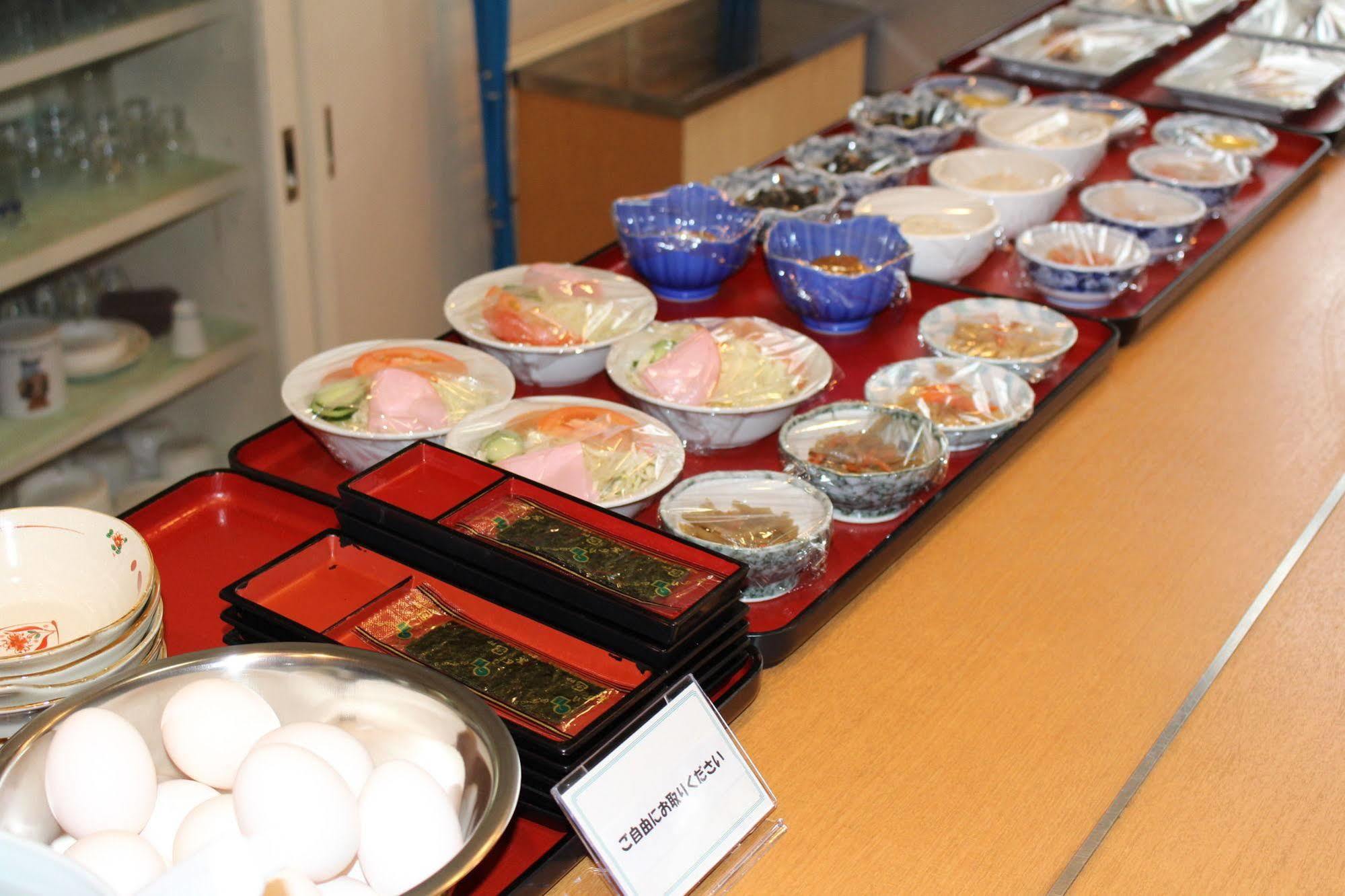 Hotel Trend Asahikawa Bagian luar foto